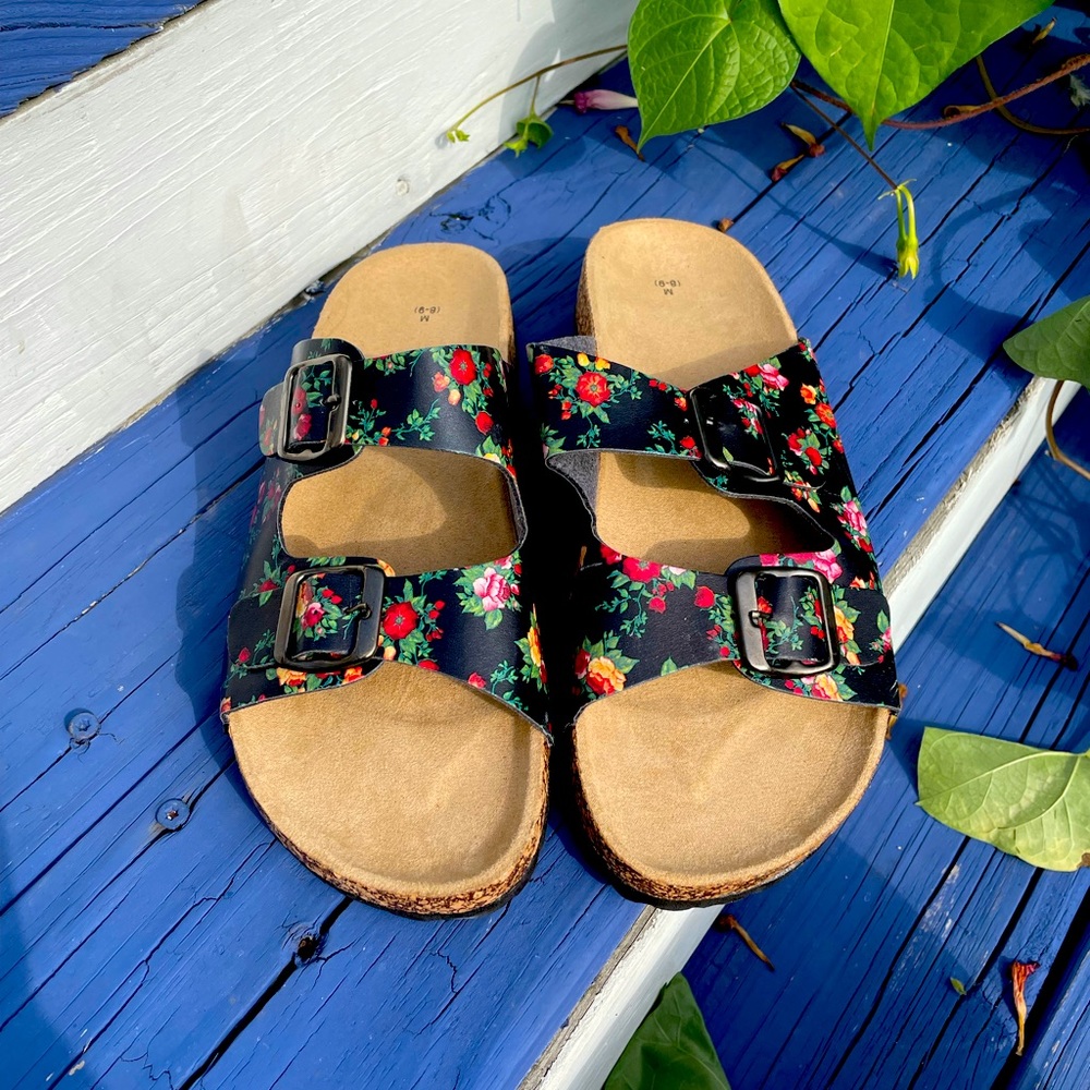 Floral never worn Size 8.5 “Birkenstock” sandals